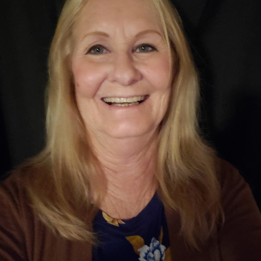 Meet your Posher, Pam